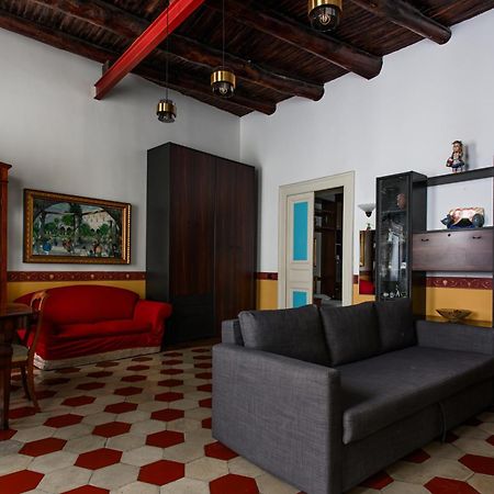 Regal Santa Chiara By Dimorra Apartment Naples Luaran gambar