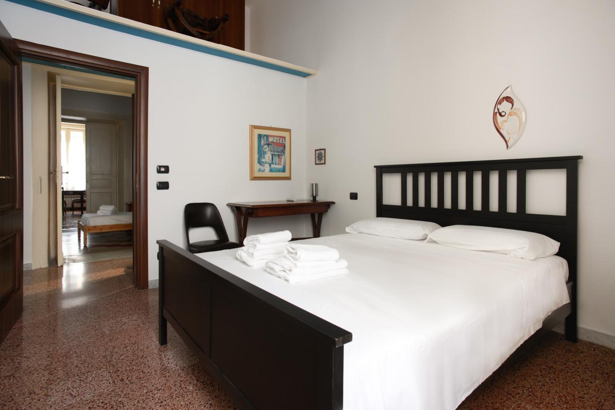 Regal Santa Chiara By Dimorra Apartment Naples Luaran gambar